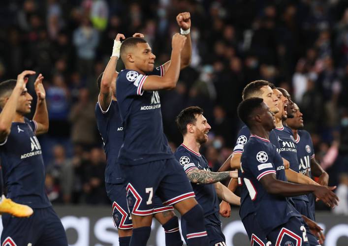 欧宝体育入口-转会期突围战来临，毕尔巴鄂竞技围绕法甲完成体检，压力陡增，轮换策略成焦点