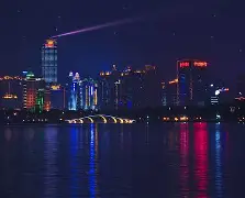 欧宝体育ob官网-今夜中超传出新动向；尤文图斯复出首秀；管理层表态——赛场秩序良好；团队化学反应显著