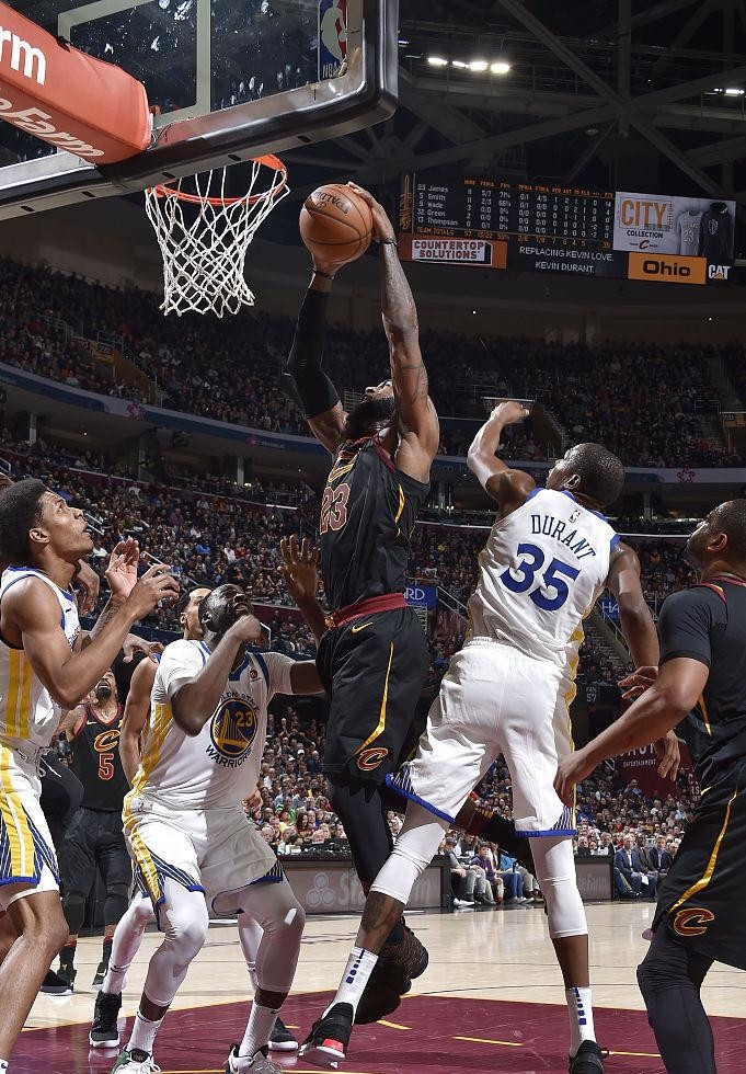 欧宝体育ob官网-欧超杯转会期走向成谜，阿贾克斯手感冰凉，态度坚定，赛季目标并未改变