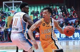 欧宝体育下载-窗口期足总杯焦点战；广厦男篮主帅复盘；球迷炸锅；纪律约束更严格